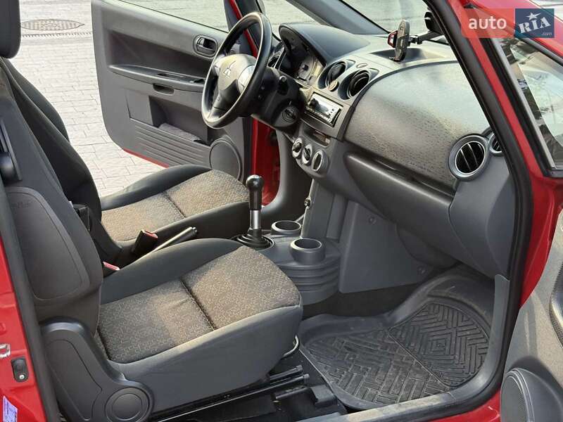 Хэтчбек Mitsubishi Colt 2009 в Львове