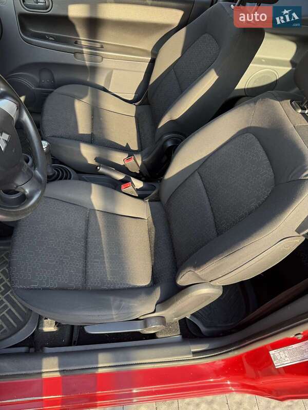 Хэтчбек Mitsubishi Colt 2009 в Львове