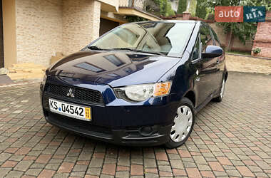 Хэтчбек Mitsubishi Colt 2012 в 