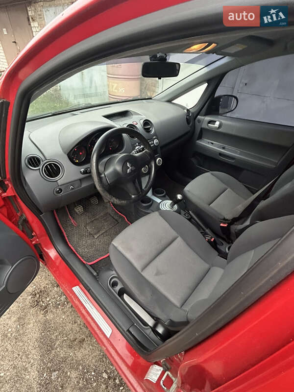 Хетчбек Mitsubishi Colt 2007 в Конотопі