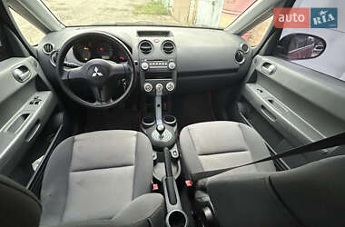 Хэтчбек Mitsubishi Colt 2007 в 