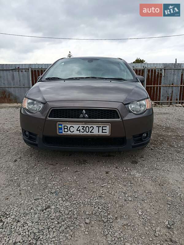 Mitsubishi Colt 2011