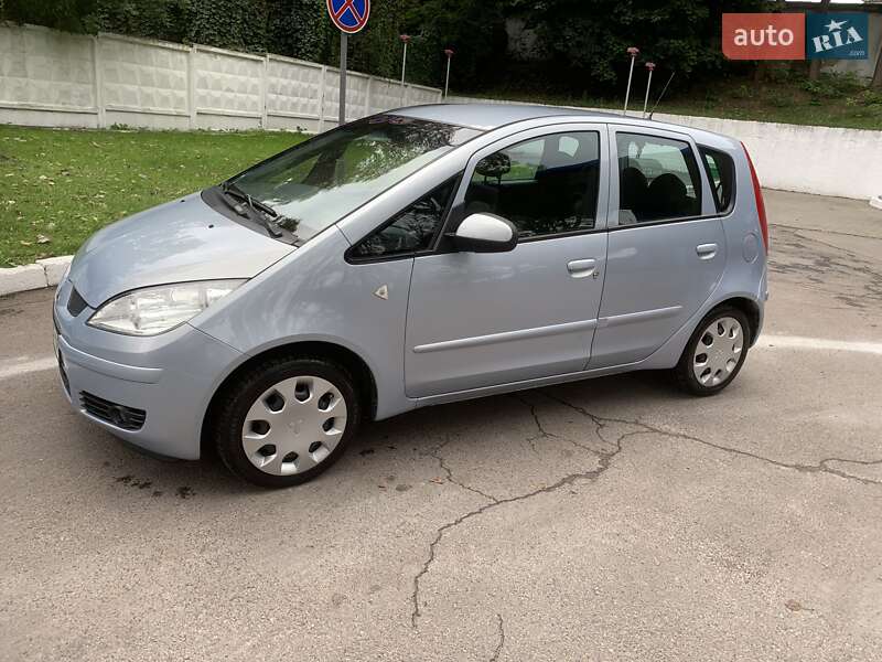 Хэтчбек Mitsubishi Colt 2005 в Львове