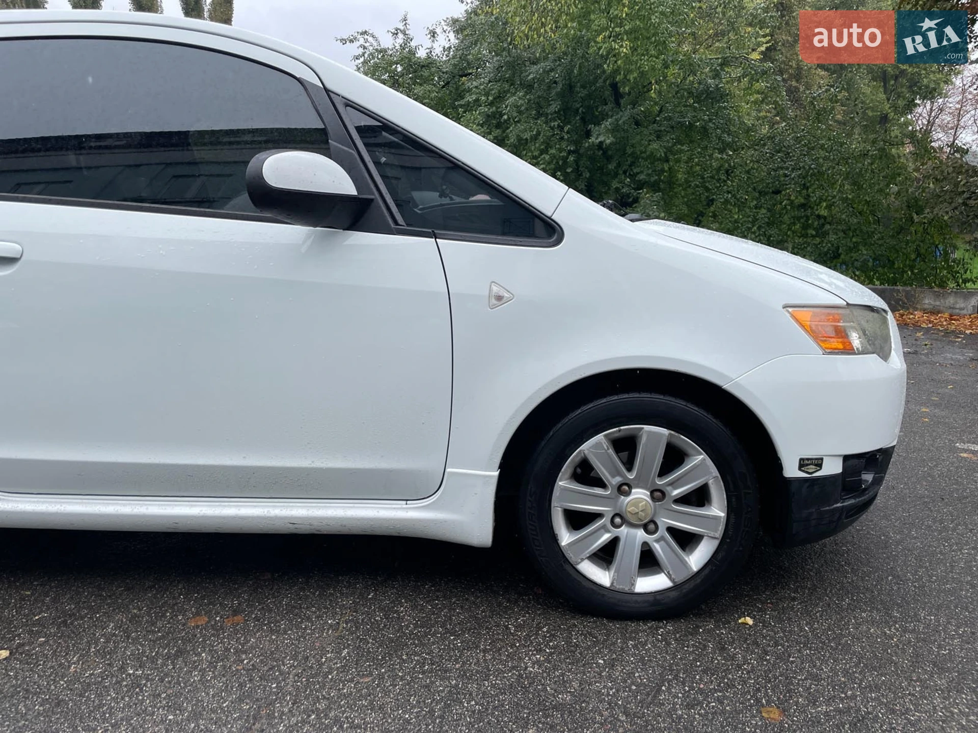 2010 Mitsubishi Colt - мініатюра 7