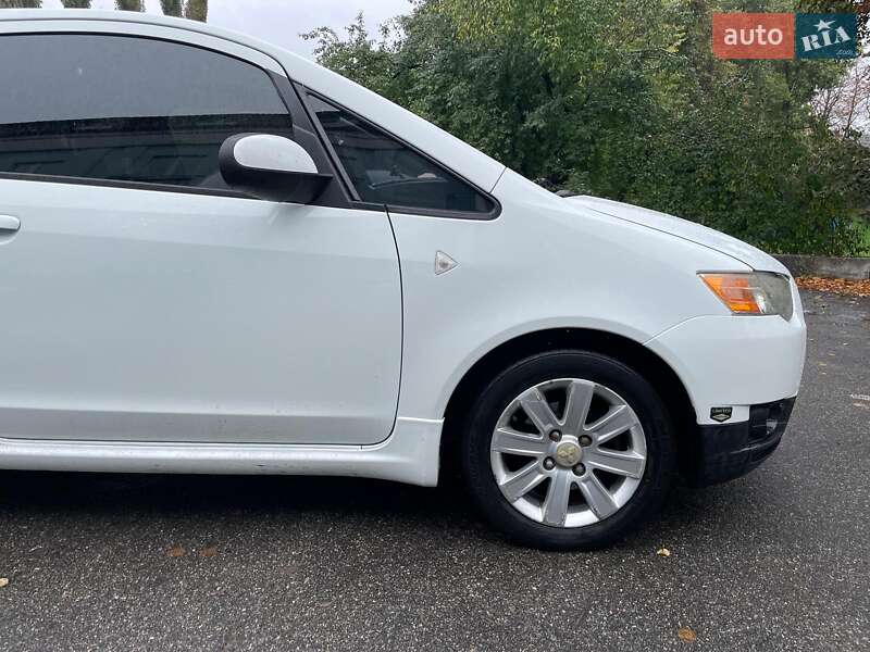 Хэтчбек Mitsubishi Colt 2010 в Киеве