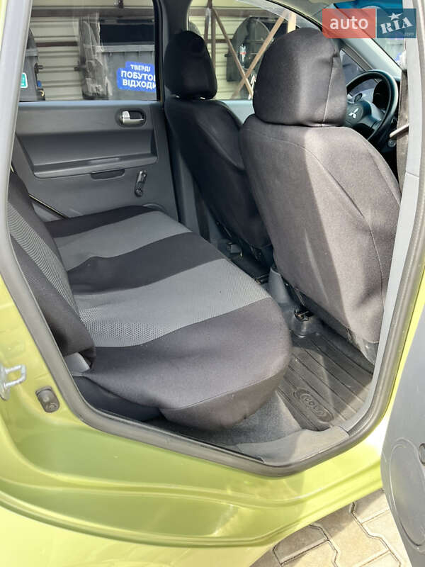 Хэтчбек Mitsubishi Colt 2005 в Полтаве