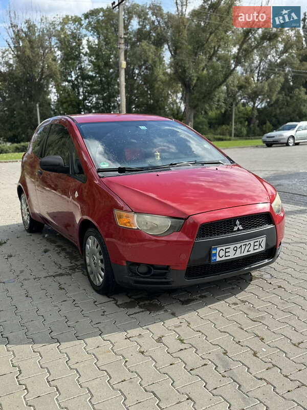 Хэтчбек Mitsubishi Colt 2009 в Кицмани фото 2 Хэтчбек Mitsubishi Colt 2009 в Кицмани