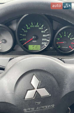 Хетчбек Mitsubishi Colt 2008 в 