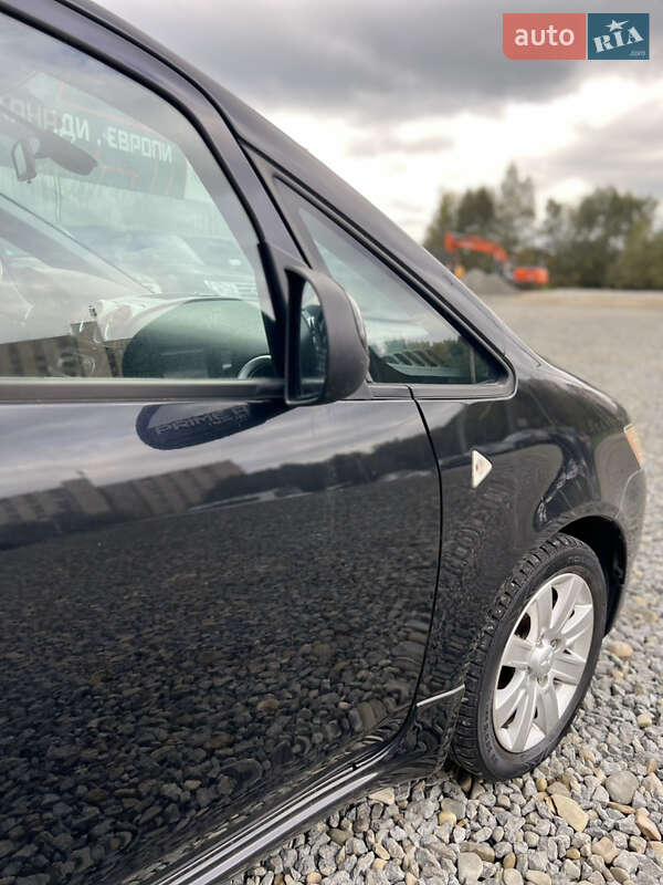 Хетчбек Mitsubishi Colt 2010 в Чернівцях фото 19 Хетчбек Mitsubishi Colt 2010 в Чернівцях