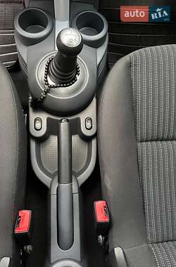 Хетчбек Mitsubishi Colt 2008 в 