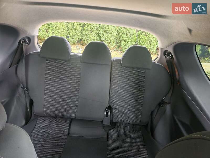 Хетчбек Mitsubishi Colt 2007 в Києві