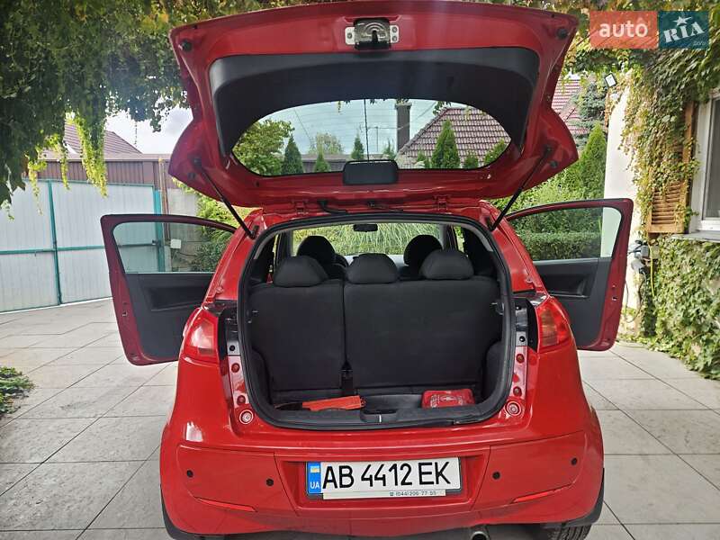 Хетчбек Mitsubishi Colt 2007 в Києві