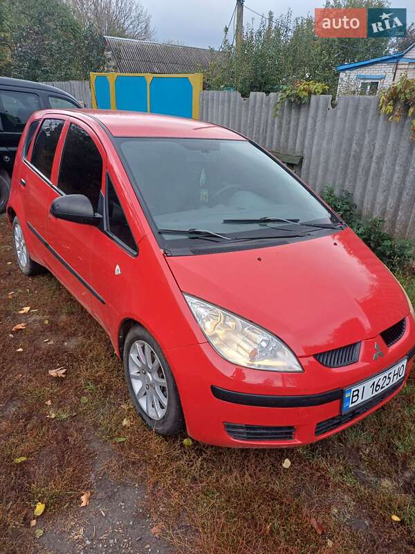 Хэтчбек Mitsubishi Colt 2006 в 