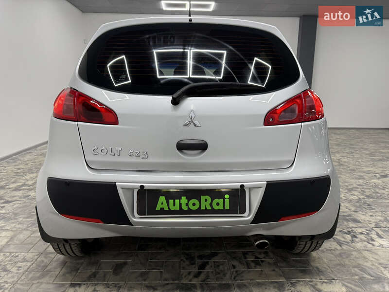 Хэтчбек Mitsubishi Colt 2006 в Одессе