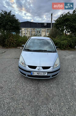 Хетчбек Mitsubishi Colt 2007 в  фото 3 Хетчбек Mitsubishi Colt 2007 в