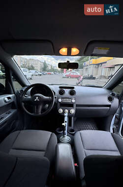 Хетчбек Mitsubishi Colt 2007 в  фото 23 Хетчбек Mitsubishi Colt 2007 в