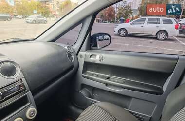 Хетчбек Mitsubishi Colt 2008 в  фото 18 Хетчбек Mitsubishi Colt 2008 в