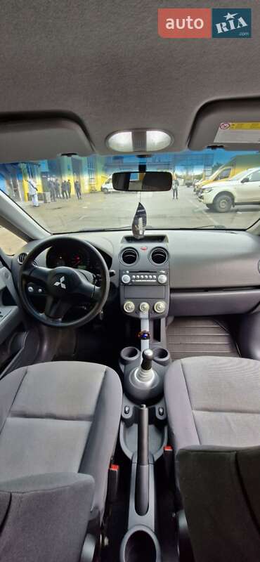 Хэтчбек Mitsubishi Colt 2005 в Чернигове