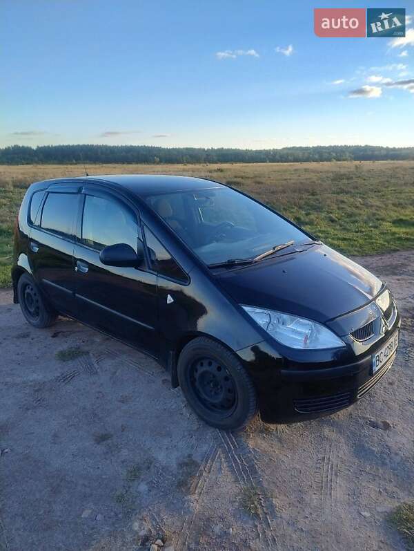 Хэтчбек Mitsubishi Colt 2006 в Львове фото 2 Хэтчбек Mitsubishi Colt 2006 в Львове