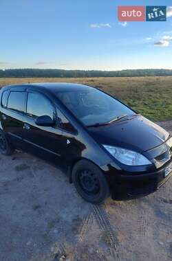 Хетчбек Mitsubishi Colt 2006 в  фото 2 Хетчбек Mitsubishi Colt 2006 в