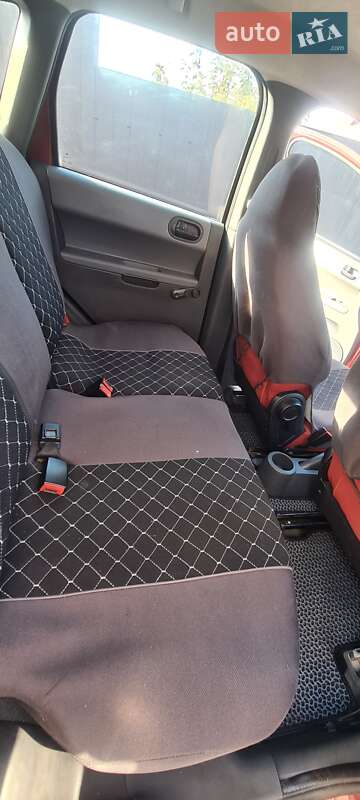 Хетчбек Mitsubishi Colt 2006 в Хмельницькому фото 12 Хетчбек Mitsubishi Colt 2006 в Хмельницькому