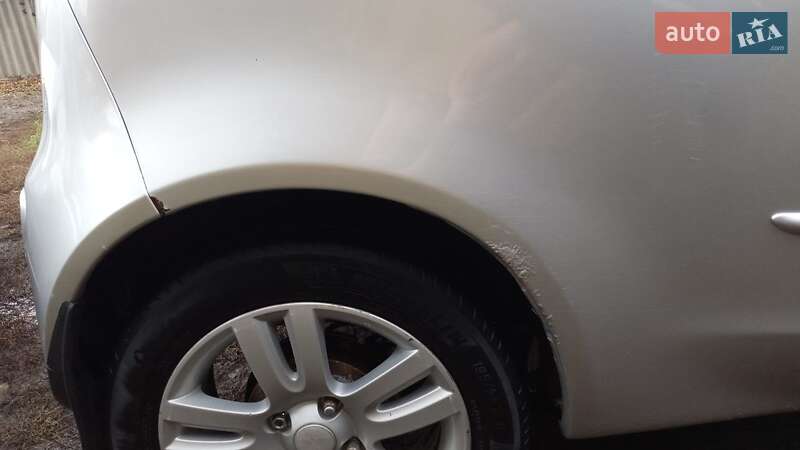 Хетчбек Mitsubishi Colt 2006 в Чугуєві фото 21 Хетчбек Mitsubishi Colt 2006 в Чугуєві