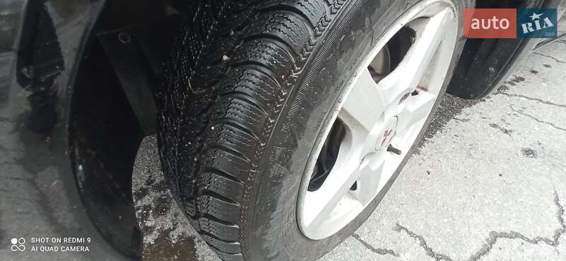 Хетчбек Mitsubishi Colt 2005 в Звягелі