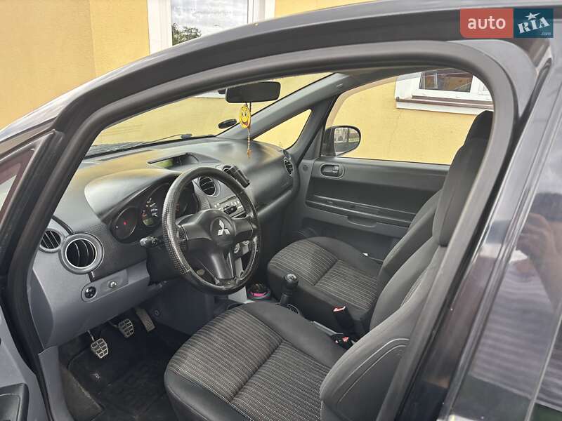Хетчбек Mitsubishi Colt 2008 в Львові фото 7 Хетчбек Mitsubishi Colt 2008 в Львові