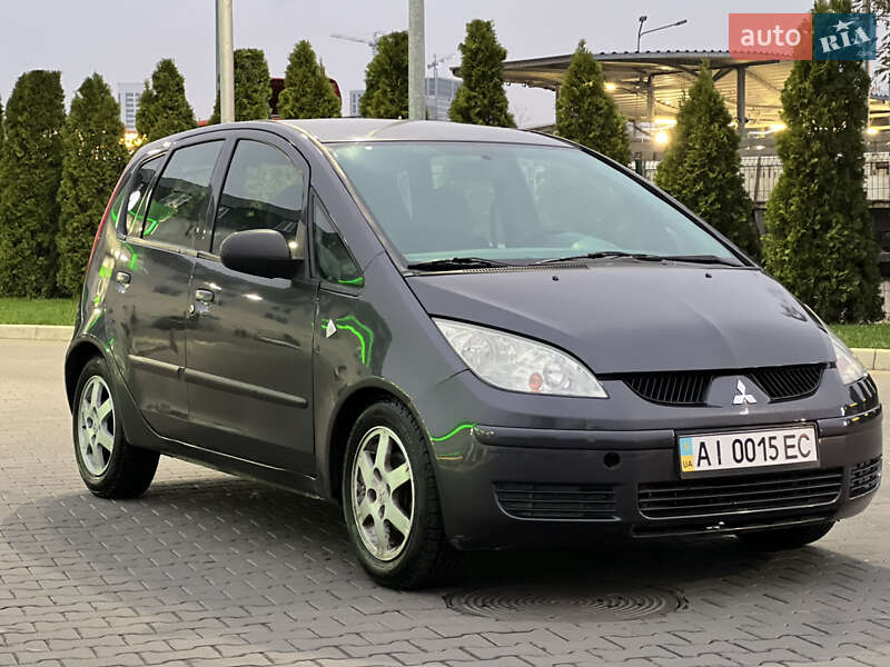 Хэтчбек Mitsubishi Colt 2005 в Киеве