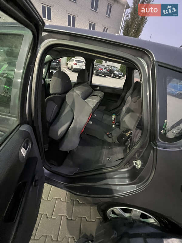 Хэтчбек Mitsubishi Colt 2005 в Киеве