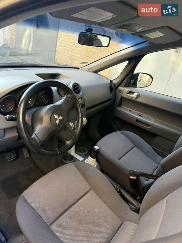 Хетчбек Mitsubishi Colt 2005 в Києві