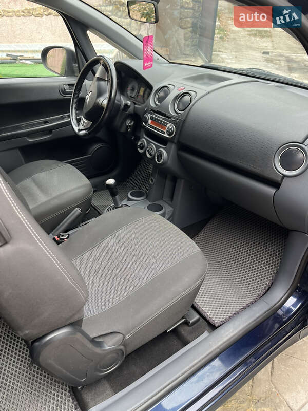 Хэтчбек Mitsubishi Colt 2010 в Запорожье фото 12 Хэтчбек Mitsubishi Colt 2010 в Запорожье