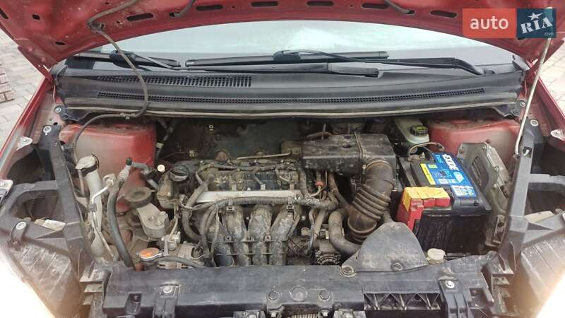 Хэтчбек Mitsubishi Colt 2008 в Дрогобыче