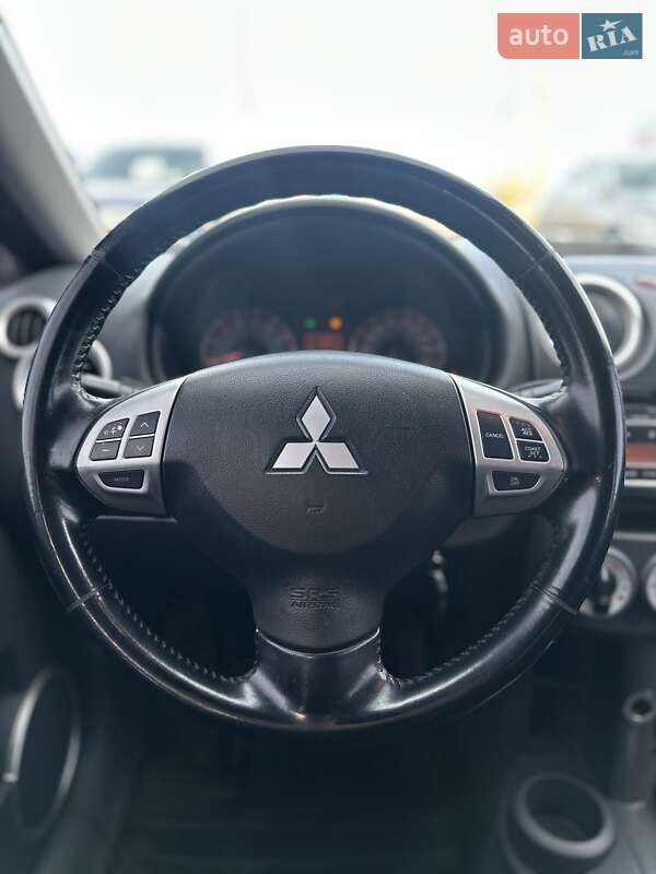 Хетчбек Mitsubishi Colt 2009 в Білогородці