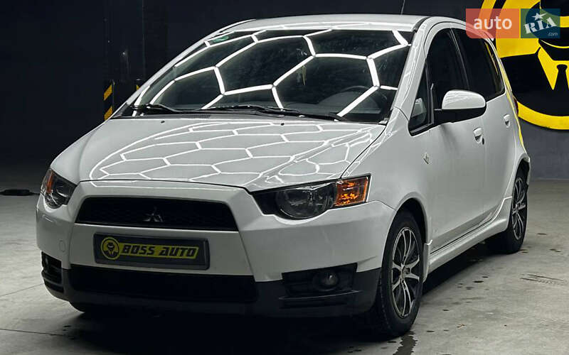 Хэтчбек Mitsubishi Colt 2012 в Черновцах