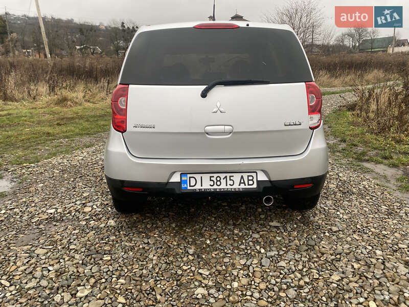 Хетчбек Mitsubishi Colt 2009 в Чернівцях