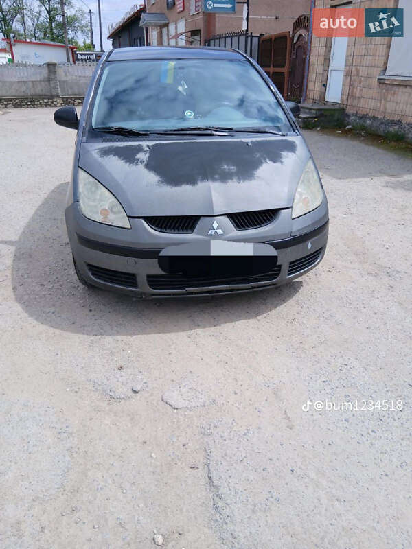 Хетчбек Mitsubishi Colt 2004 в Тернополі