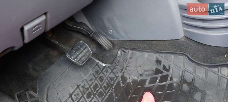 Хэтчбек Mitsubishi Colt 2008 в Черкассах фото 16 Хэтчбек Mitsubishi Colt 2008 в Черкассах