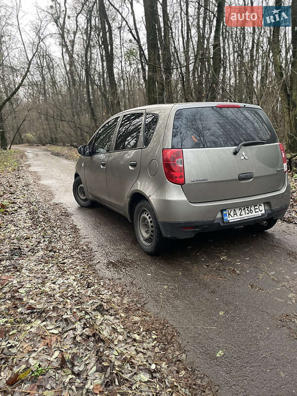 Хетчбек Mitsubishi Colt 2008 в Києві