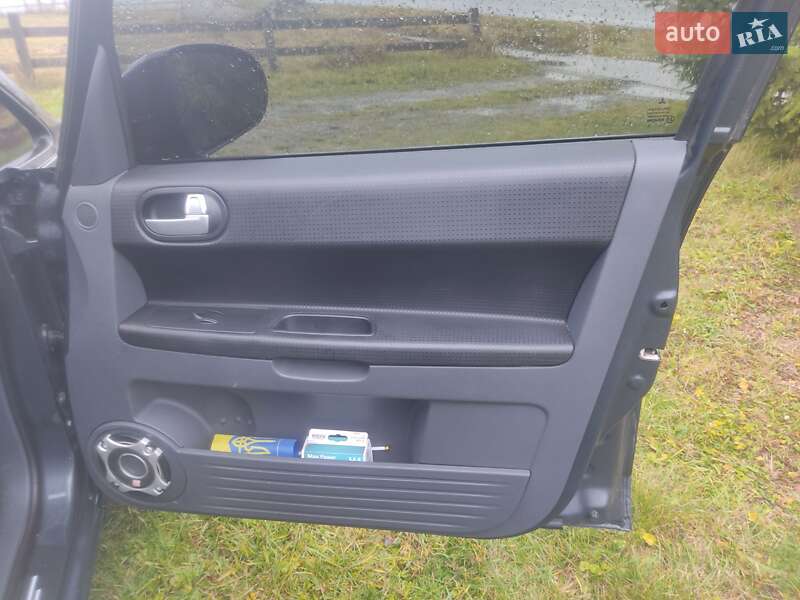 Хэтчбек Mitsubishi Colt 2008 в Бучаче