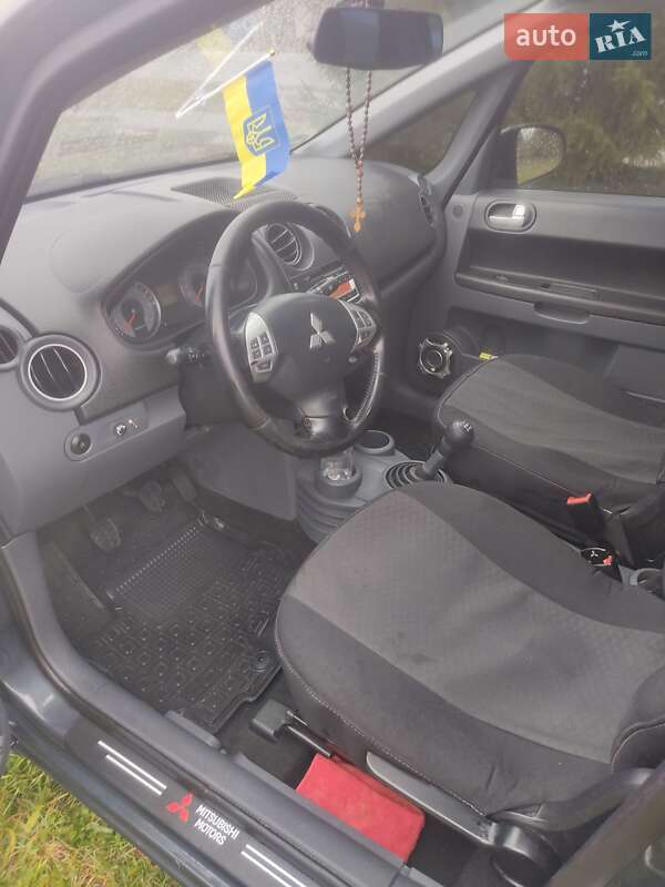 Хэтчбек Mitsubishi Colt 2008 в Бучаче