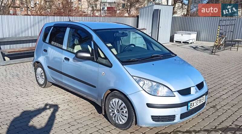 Хетчбек Mitsubishi Colt 2005 в Старокостянтинові