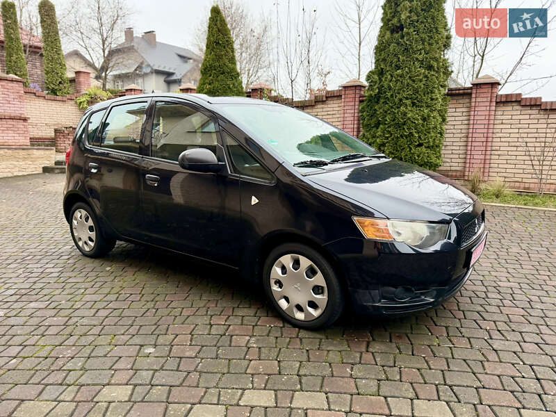 Хэтчбек Mitsubishi Colt 2009 в Черновцах фото 5 Хэтчбек Mitsubishi Colt 2009 в Черновцах