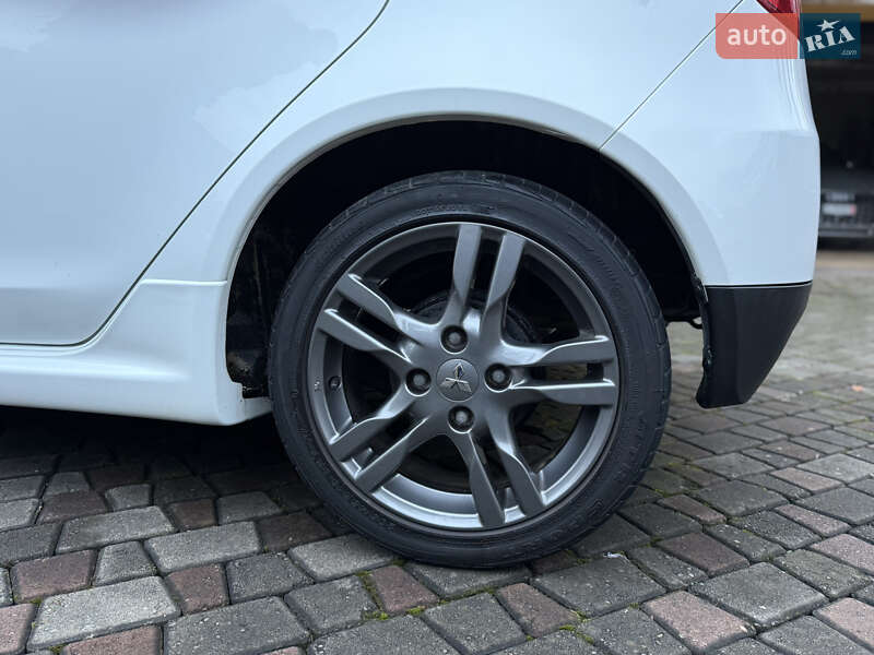 Хэтчбек Mitsubishi Colt 2010 в Черновцах фото 33 Хэтчбек Mitsubishi Colt 2010 в Черновцах