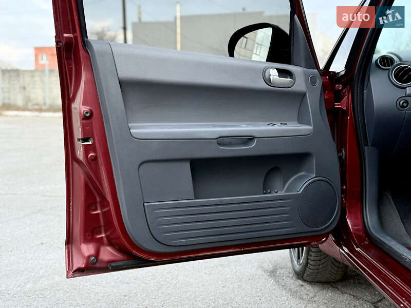 Хэтчбек Mitsubishi Colt 2007 в Днепре фото 14 Хэтчбек Mitsubishi Colt 2007 в Днепре