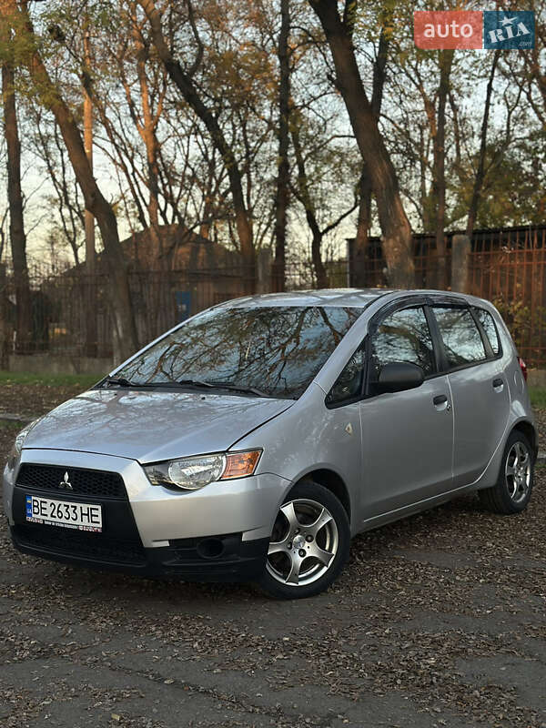 Хэтчбек Mitsubishi Colt 2009 в Буче фото 2 Хэтчбек Mitsubishi Colt 2009 в Буче