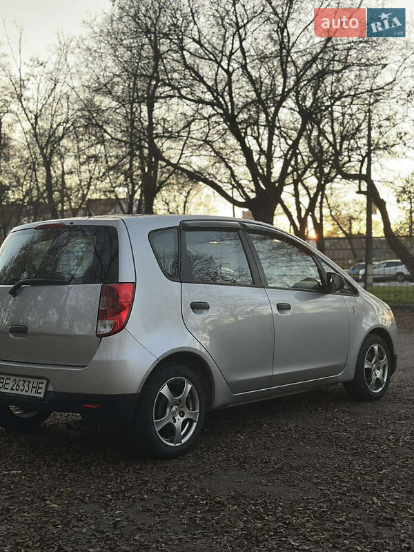 Хэтчбек Mitsubishi Colt 2009 в Буче фото 7 Хэтчбек Mitsubishi Colt 2009 в Буче