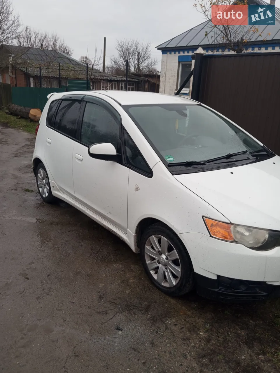 2011 Mitsubishi Colt - мініатюра 5