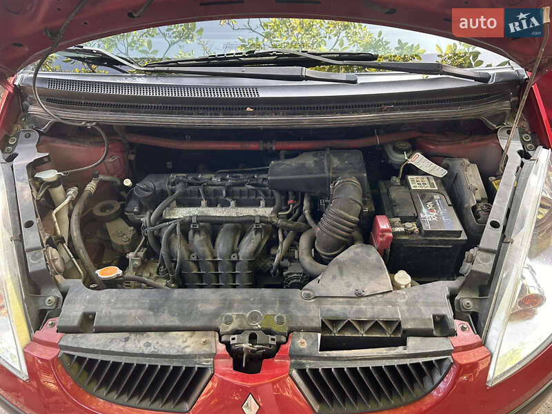 Хэтчбек Mitsubishi Colt 2007 в Обухове фото 10 Хэтчбек Mitsubishi Colt 2007 в Обухове