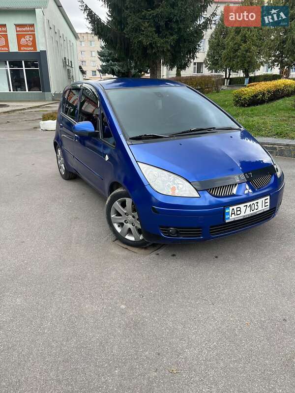 Хэтчбек Mitsubishi Colt 2006 в Калиновке